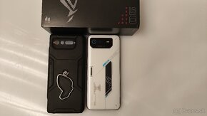 Pokazený Asus Rog Phone 6 biely - 3