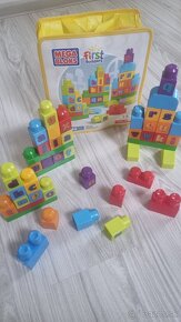 Stavebnica Mega blocks - 3