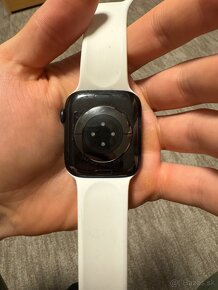 Apple Watch 8 45mm Midnight Aluminum Case - 3