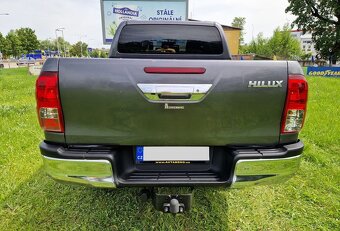 Predám Toyota Hilux, 2.4D - 3