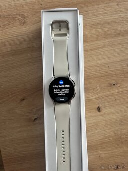 Samsung Galaxy Watch 6 40mm Gold - 3