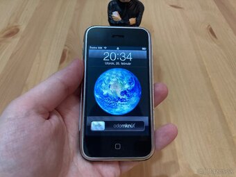 Apple iPhone 2G 8GB iOS 3.1.2 1st gen - 3