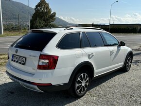 Škoda Octavia Combi SCOUT2.0 TDI DSG 4x4 - 3