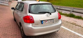 Predam toyotu auris 1.4 2008 - 3