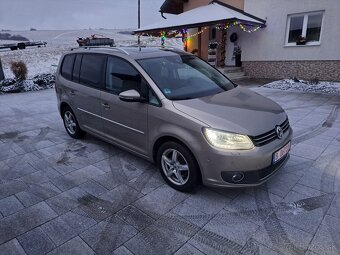 Volkswagen Touran 2.0tdi DSG 2013 - 3