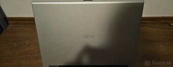 Notebook Fujitsu - 3