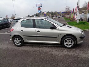 Peugeot 206 1.1i Trendy - 3