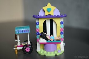 LEGO Friends 41687 Čarovné stánky v lunaparku - 3