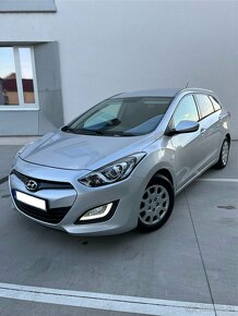 Hyundai i30 combi 1.6crdi model 2013 - 3