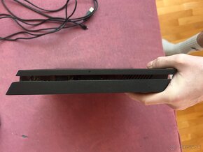 playstation 4 slim - 3