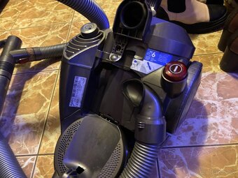 Dyson DC29 - 3