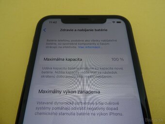 iPhone 11 64GB - ZÁRUKA 1 ROK - 100% BATERIA - 3