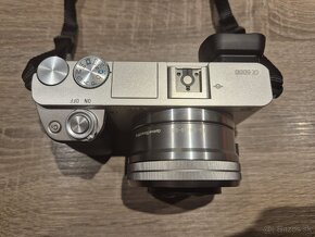 Sony Alpha 6000

 - 3