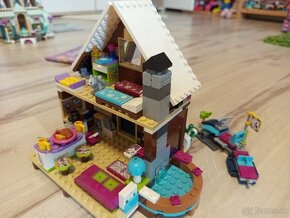 LEGO Friends 41323 Chata v zimnom stredisku - 3