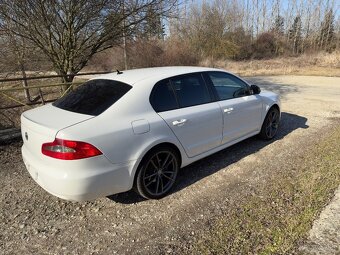 Škoda Superb 2 2.0TDi 125kw DSG 2011 - 3