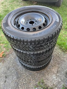 ZIMNÉ PNEUMATIKY 195/65 R15 PIRELLI NA DISKOCH - 3