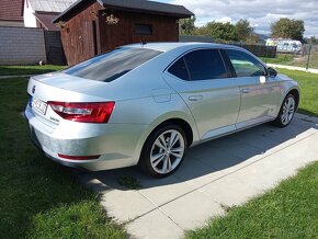 Škoda Superb 12/2015 TDi Ambition - 3