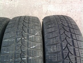 Predam zimne pneu 185/60 R15 znacky Orium - 3