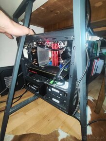 PC i7 4790K, 32GB DDr3, AMD vega 64 24GB HBM2 Ram - 3