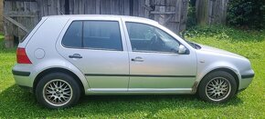 Predám VW Golf 4 - 3