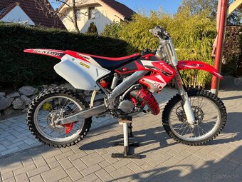 Honda cr125 - 3