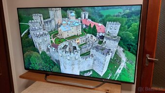 3D LG 65" 4K UHD Smart TV (LG65UB950V) - 3