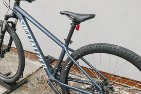 Predám horský bicykel SPECIALIZED Rockhopper 29  M - 3