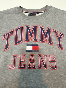 Tommy Hilfiger mikina veľkosť M - 3