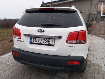 Kia Sorento II 2.2 CRDi 4x4 145KW TOP STAV - 3