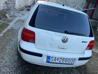 Predam Volkswagen golf - 3