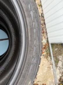 275/40r21 Nokian SUV4 zimné pneu - 3