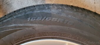 185/65R15 - 3