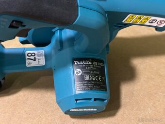 Makita UB100DZ Aku ofukovač Li-ion CXT 12V - 3