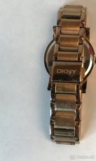 Predám dámske originálne značkové kvalitné hodinky DKNY 8121 - 3