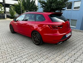 Seat Leon Cupra 300 ST 4drive - 3