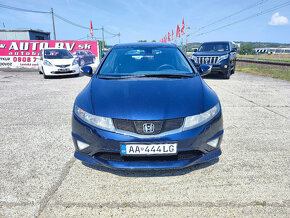 Honda Civic 1.8 - 3