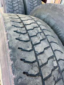 295/80 r22.5 na diskoch - 3