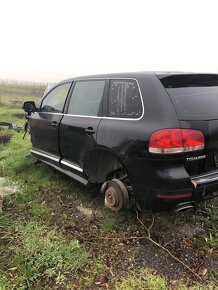 Rozpredam vw touareg 3.0 TDi automat - 3