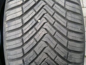 Zimne pneu. Continental 225/50 r18 - 3