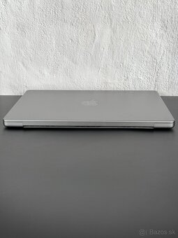 MacBook Pro 14" M1 Pro / 16GB / 1TB - 3