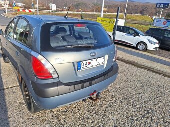 Kia Rio 1.4 LX - 3