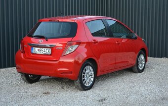 Toyota Yaris 1.0 Benzín SR voz 1. Majiteľ Top Stav - 3