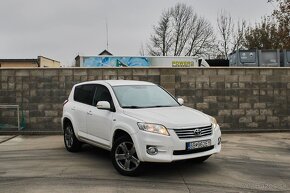 Toyota RAV4 2.2l D-CAT 150 Premium Navi A/T - 3