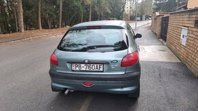 Peugeot 206 1.1 i, 44 kw, rok 1999 najazdene 140 000 km - 3