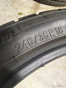 Toyo 245/35 R18 2x=120e - 3