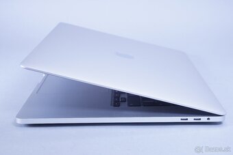 ZÁRUKA/Macbook Pro 16" TB/I7 2.6GHZ/32GB RAM/512GB SSD Sil - 3