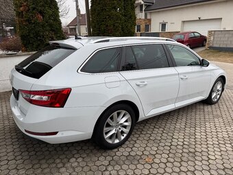 Škoda Superb Combi 1.6 CR TDI STYLE DSG - 3