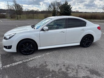 Subaru Legacy 2.5GT 2010 195kw(260k) - 3