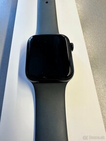 Apple Watch SE 2022 44mm - 3