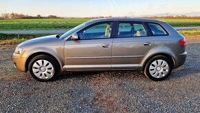 AUDI A3 1.6 SPORTBACK - 3